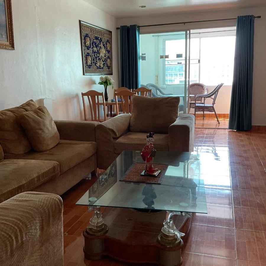 Zappa Guesthouse Pattaya ภายนอก รูปภาพ