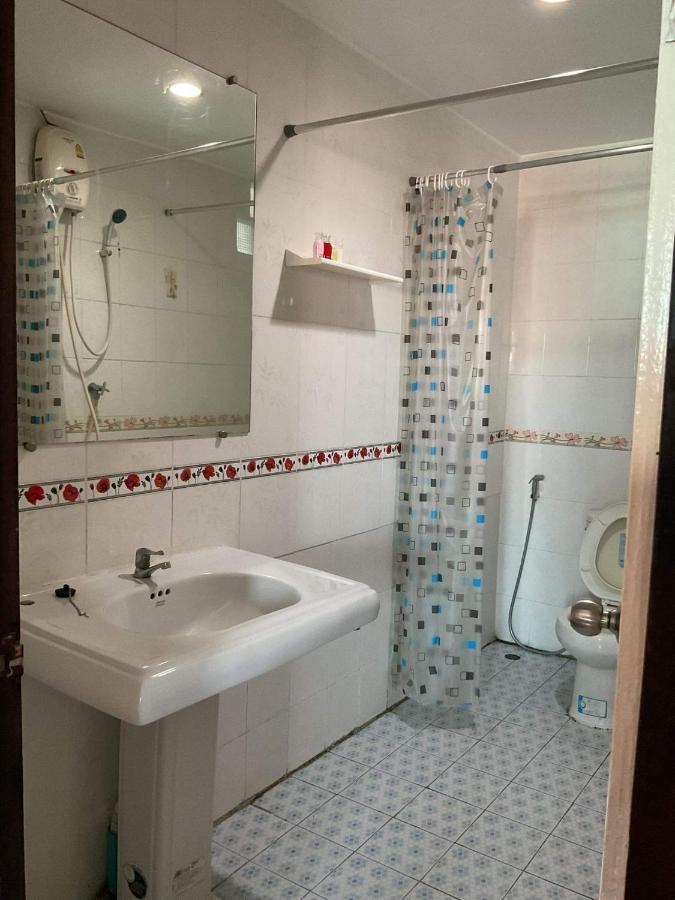 Zappa Guesthouse Pattaya ภายนอก รูปภาพ